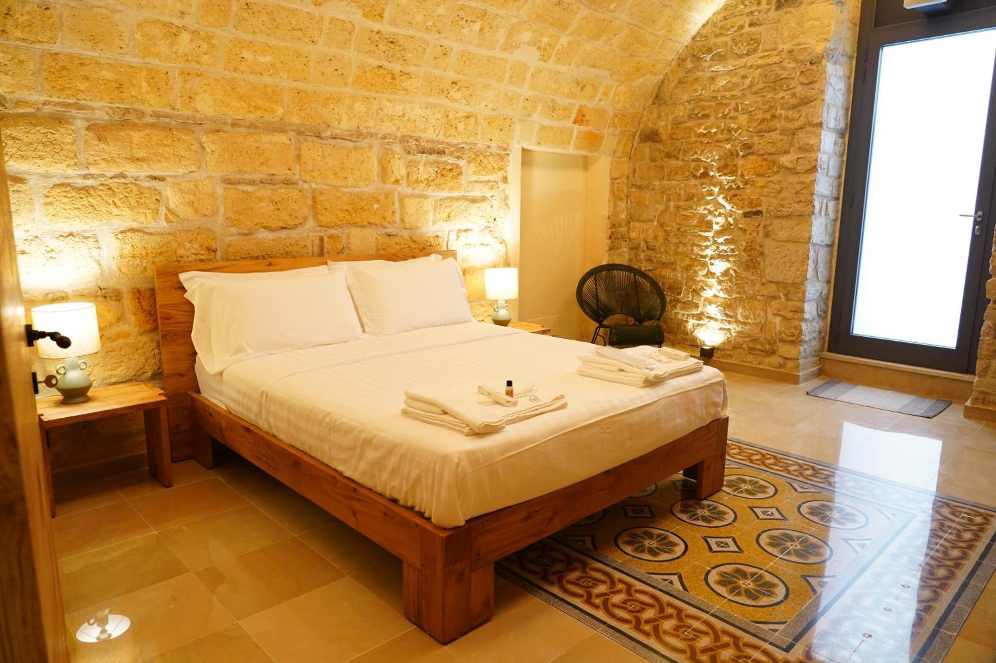 Terra Di Trani Hotel Bagian luar foto