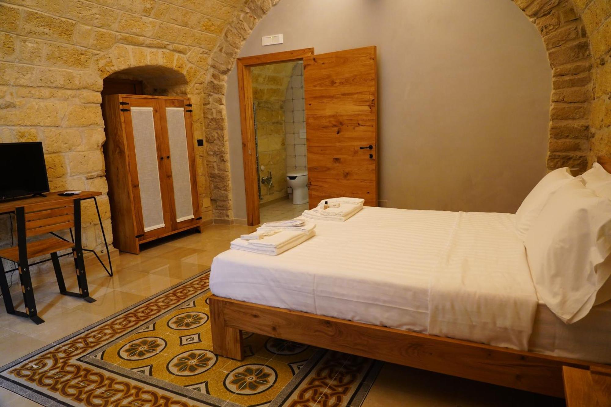 Terra Di Trani Hotel Bagian luar foto