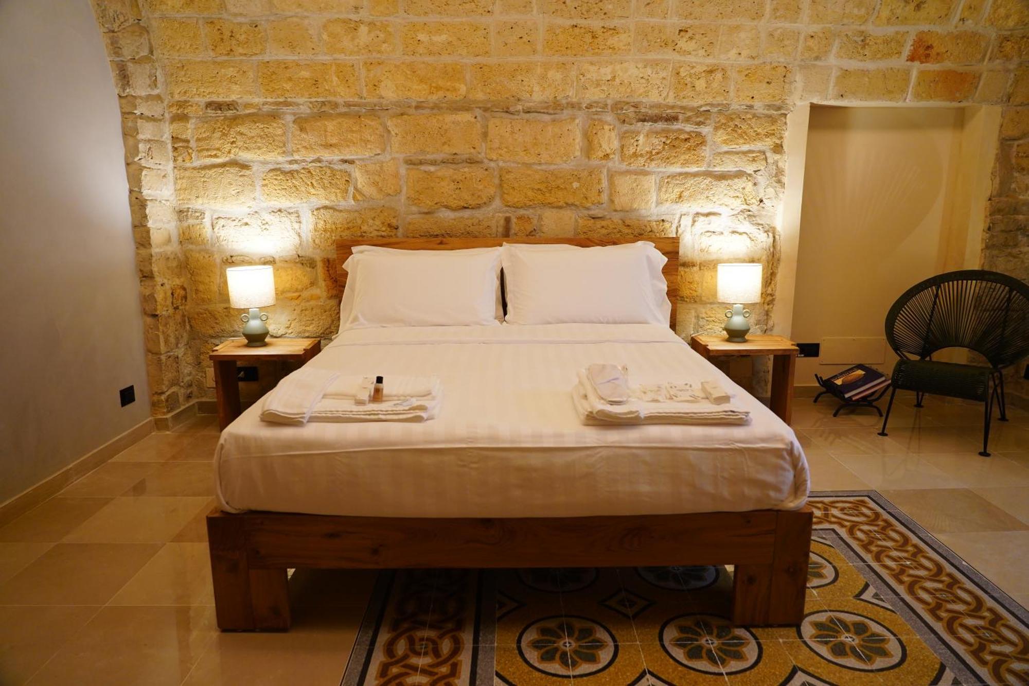 Terra Di Trani Hotel Bagian luar foto
